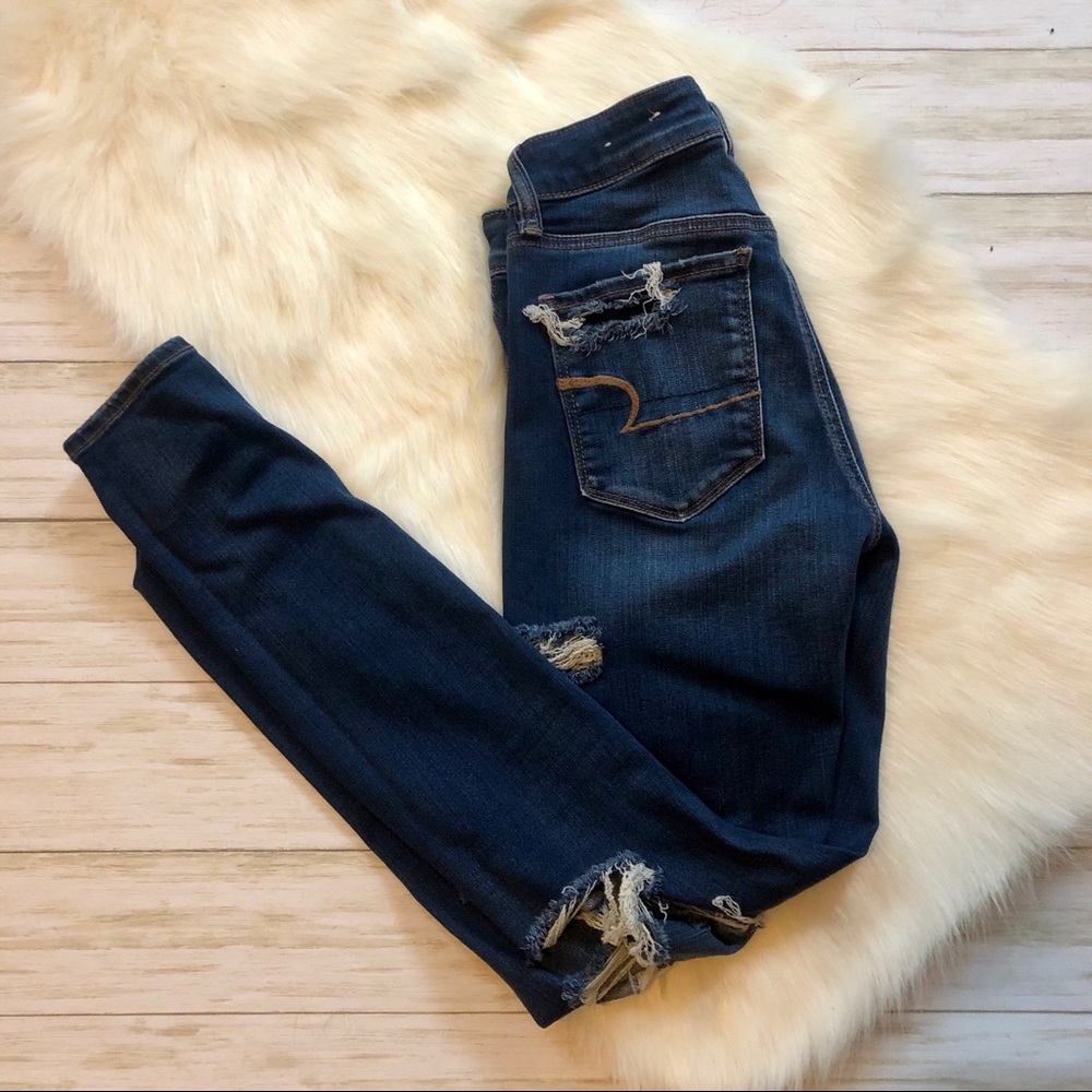 AEO Distressed Stretch Jeans
